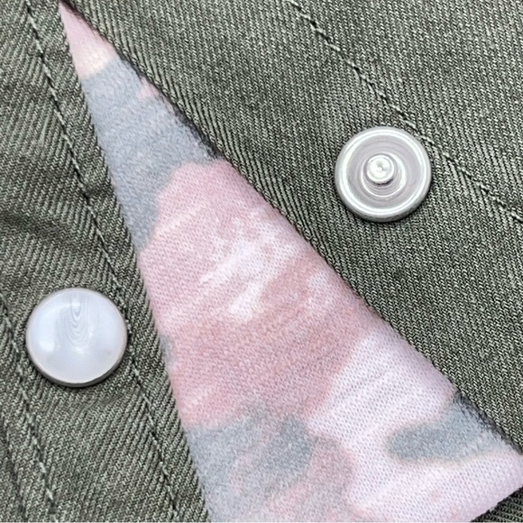 Tractr Girls Medium Long Sleeve Shirt Set Army Green Button Up Pink Tee New NWT - Picture 6 of 10